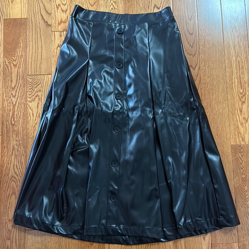 Black pleather skirt
